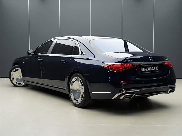 Фото 4 - Mercedes-Benz Maybach S-Class