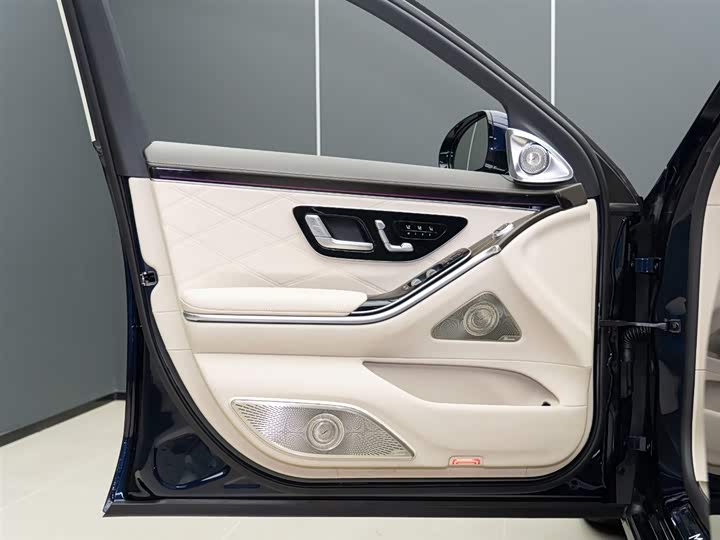 Фото 7 - Mercedes-Benz Maybach S-Class