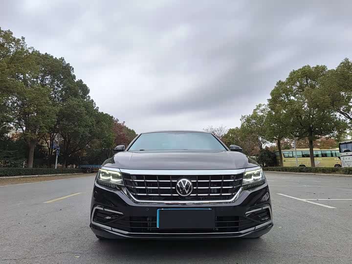 Фото 3 - Geely Preface