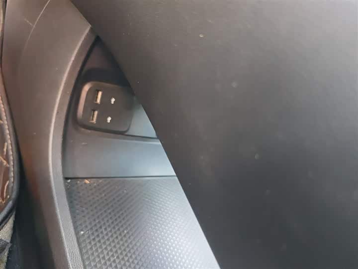 Фото 9 - GAC Trumpchi Empow R