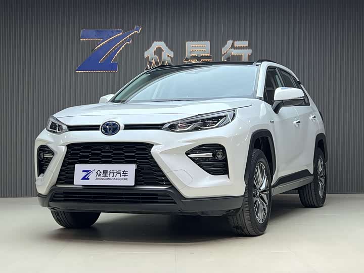 Фото 1 - Toyota Wildlander