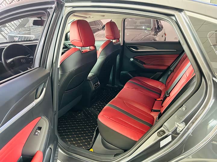 Фото 7 - Changan Eado Plus