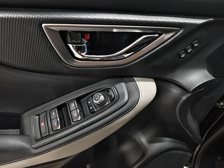 Фото 8 - Subaru Forester