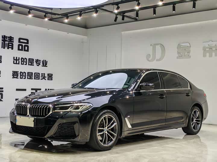 Фото 1 - BMW 5 Series