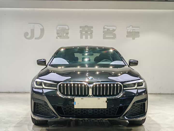 Фото 2 - BMW 5 Series