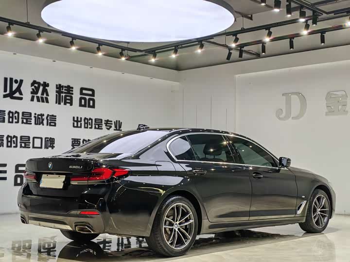 Фото 4 - BMW 5 Series