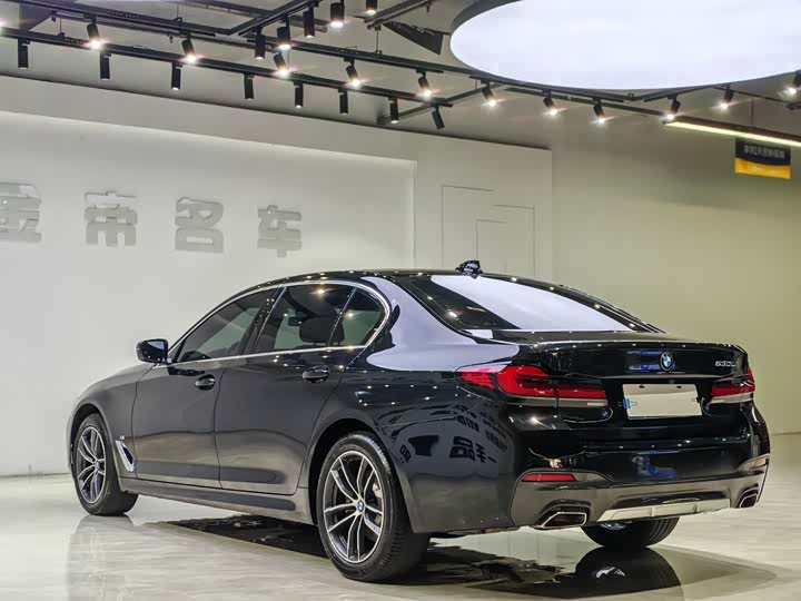 Фото 6 - BMW 5 Series