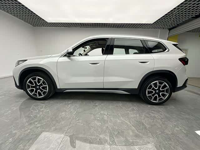 Фото 4 - BMW X1