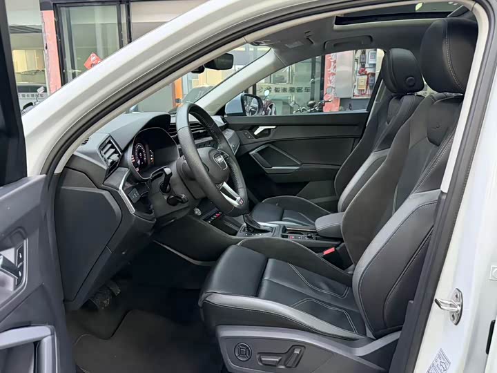 Фото 5 - Audi Q3 Sportback