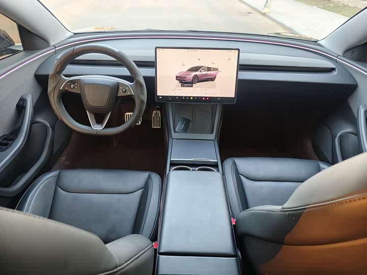 Фото 6 - Tesla Model 3