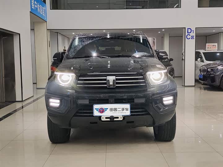 Фото 2 - Tank 700 Hybrid