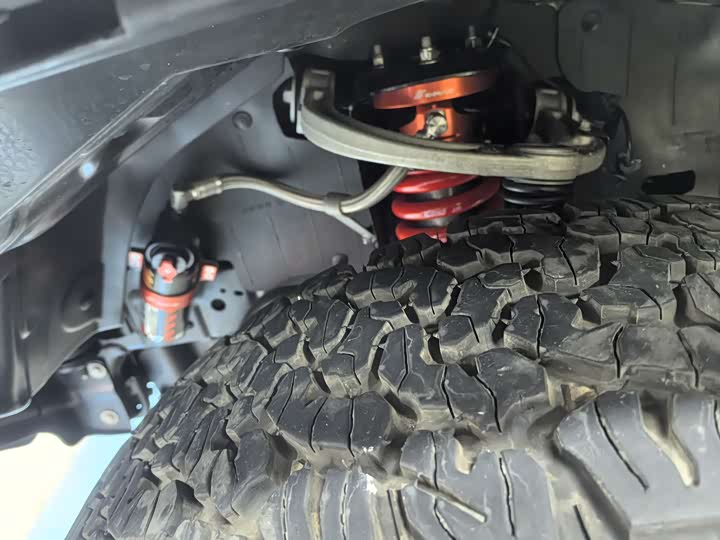 Фото 6 - Tank 300