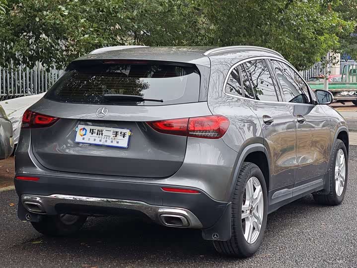 Фото 6 - Mercedes-Benz GLA-Class