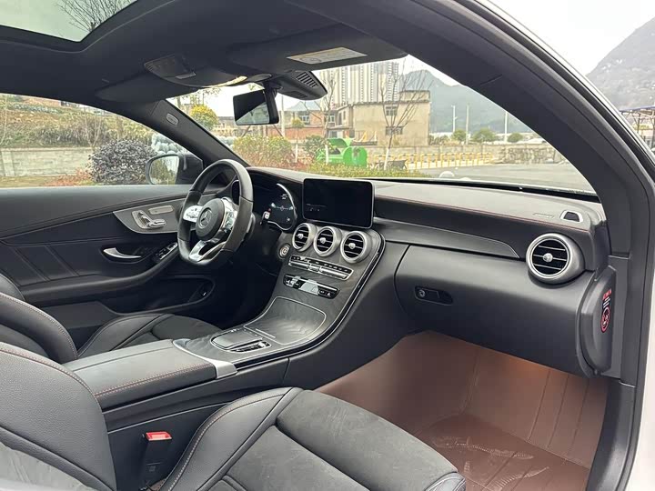 Фото 6 - Mercedes-Benz C-Class