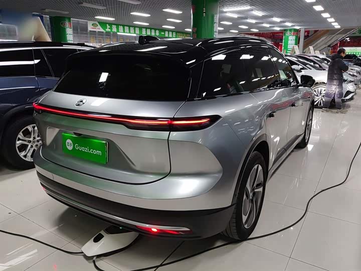 Фото 7 - Nio ES6