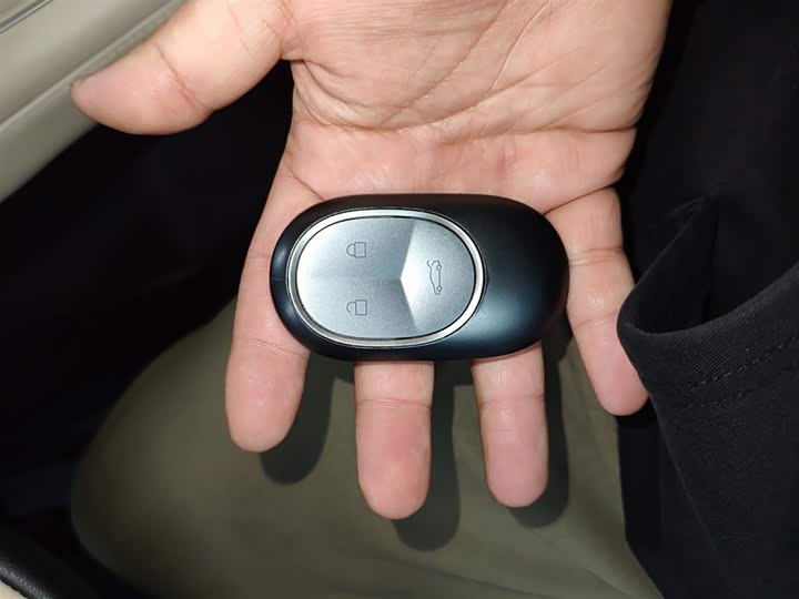 Фото 9 - Nio ES6