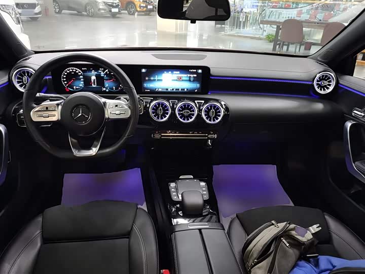 Фото 9 - Mercedes-Benz A-Class