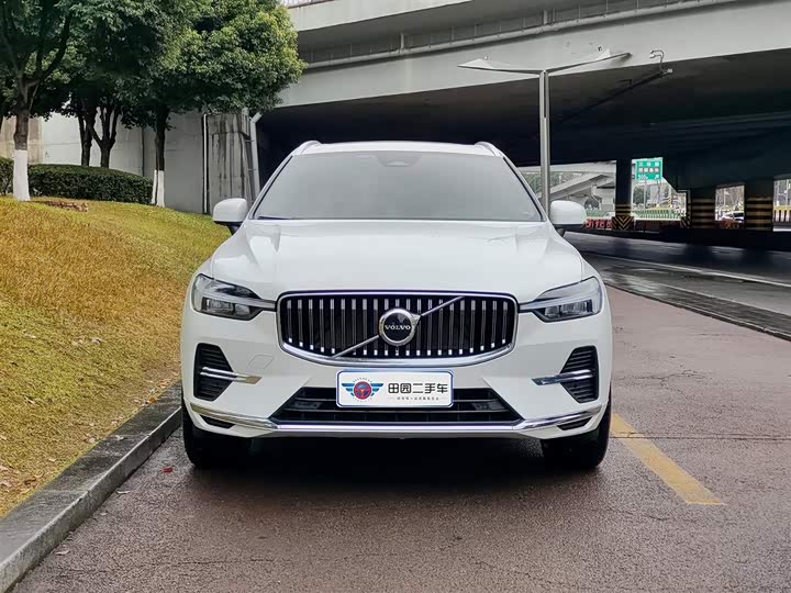 Фото 2 - Volvo XC60