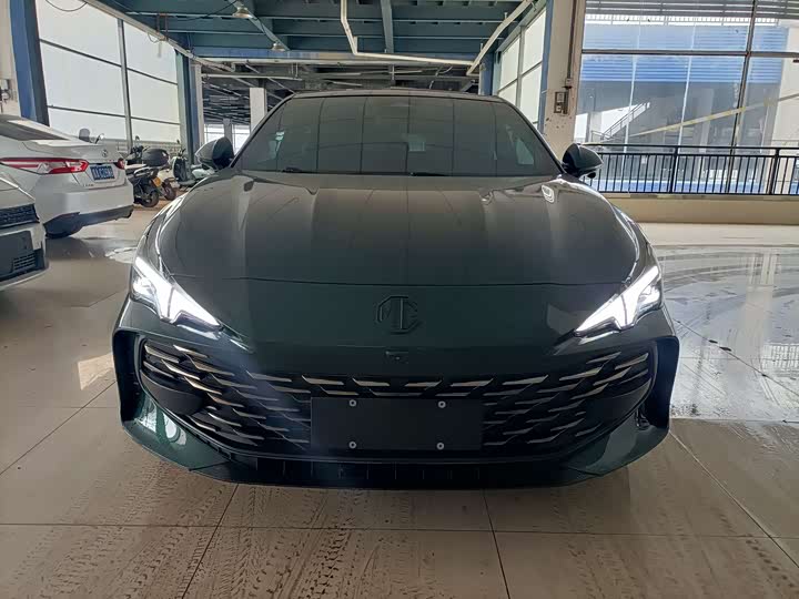 Фото 2 - MG Motor 7