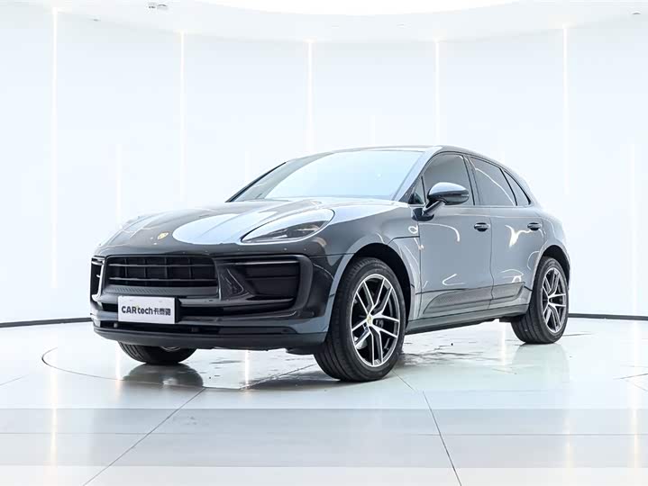 Фото 1 - Porsche Macan