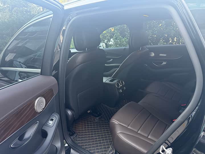 Фото 5 - Mercedes-Benz GLC-Class