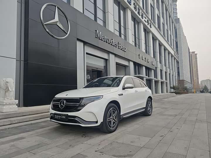 Фото 1 - Mercedes-Benz EQC