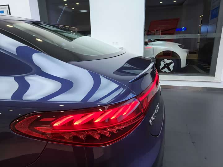 Фото 4 - Mercedes-Benz EQS