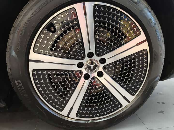 Фото 5 - Mercedes-Benz EQS