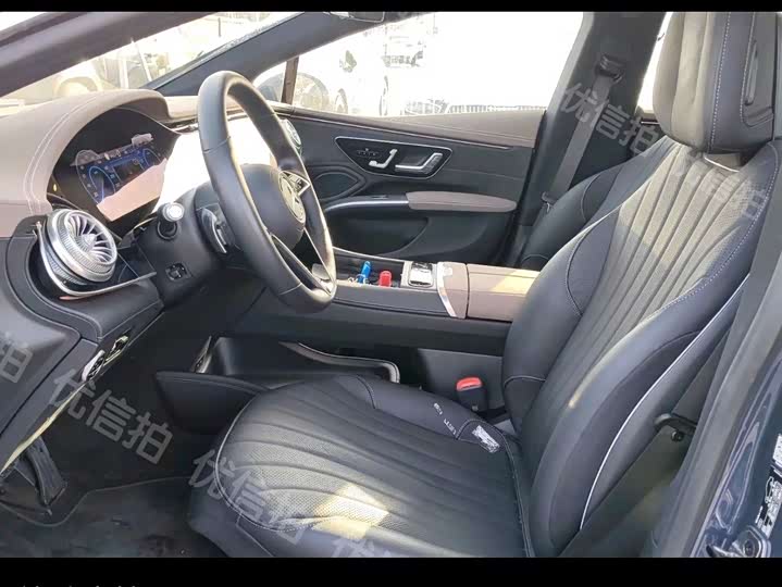 Фото 8 - Mercedes-Benz EQS