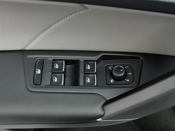 Фото 9 - Volkswagen Tayron GTE Hybrid