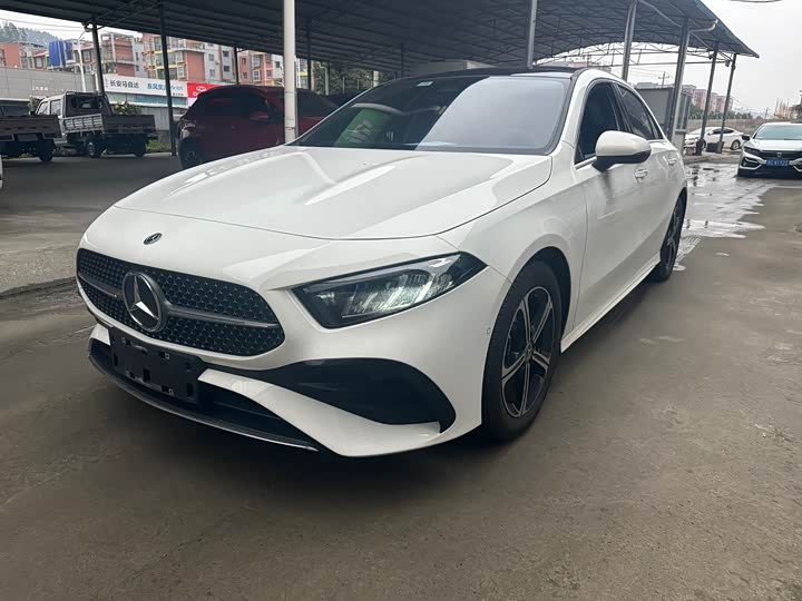 Фото 1 - Mercedes-Benz A-Class