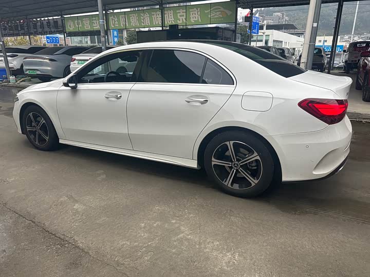 Фото 4 - Mercedes-Benz A-Class