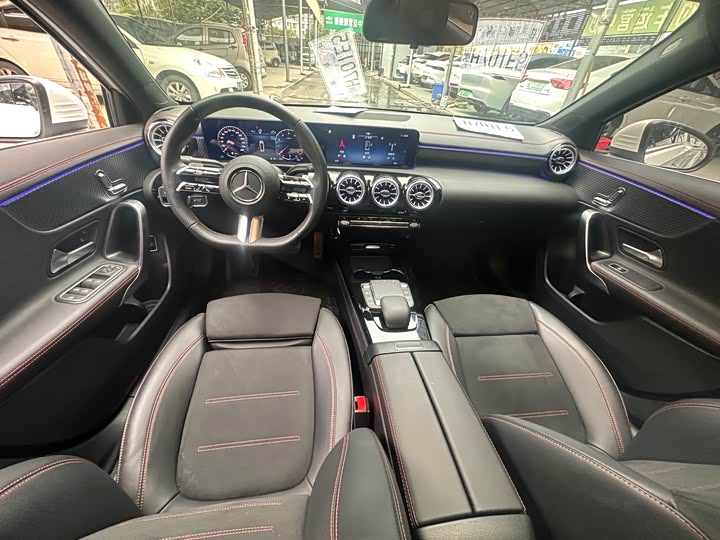 Фото 6 - Mercedes-Benz A-Class