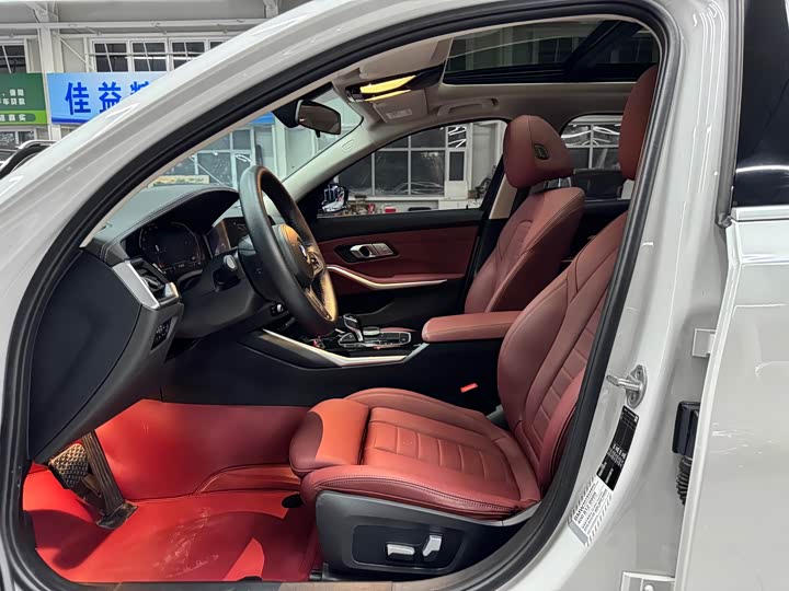 Фото 8 - BMW 3 Series