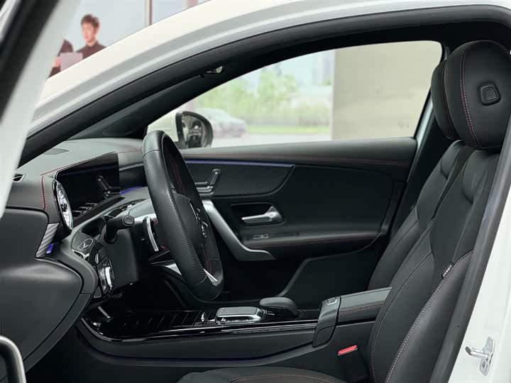 Фото 6 - Mercedes-Benz A-Class