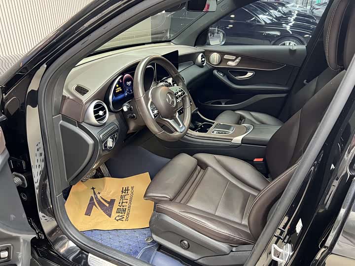 Фото 3 - Mercedes-Benz GLC-Class