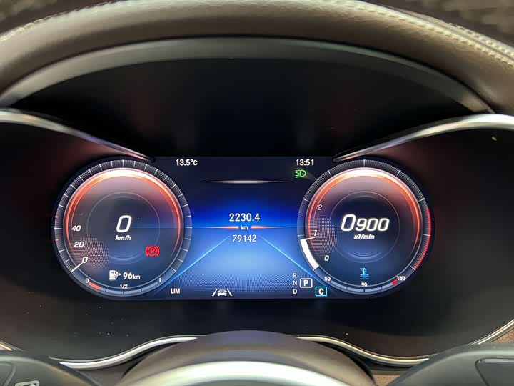 Фото 9 - Mercedes-Benz GLC-Class