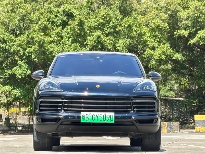 Фото 2 - Porsche Cayenne Hybrid