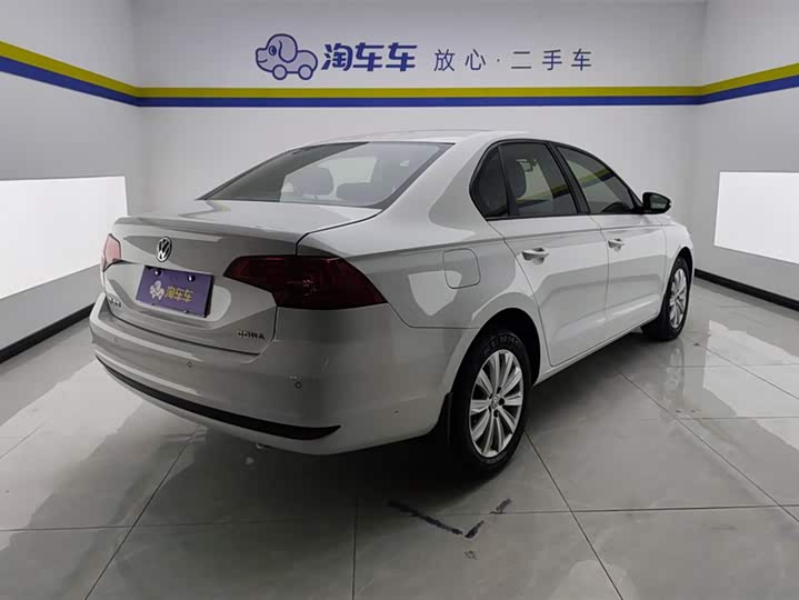 Фото 3 - Volkswagen Bora