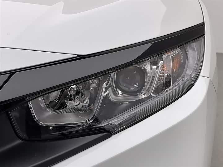 Фото 7 - Honda Civic