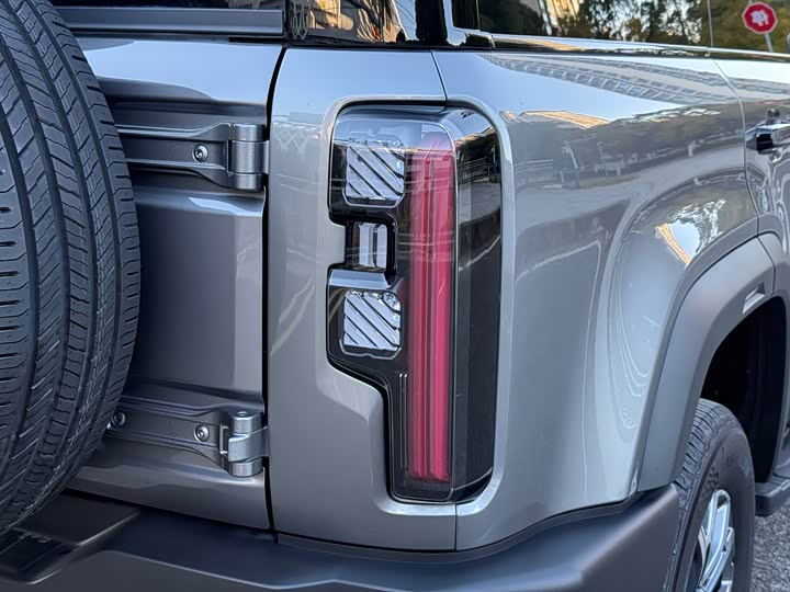 Фото 9 - BAIC Beijing BJ40