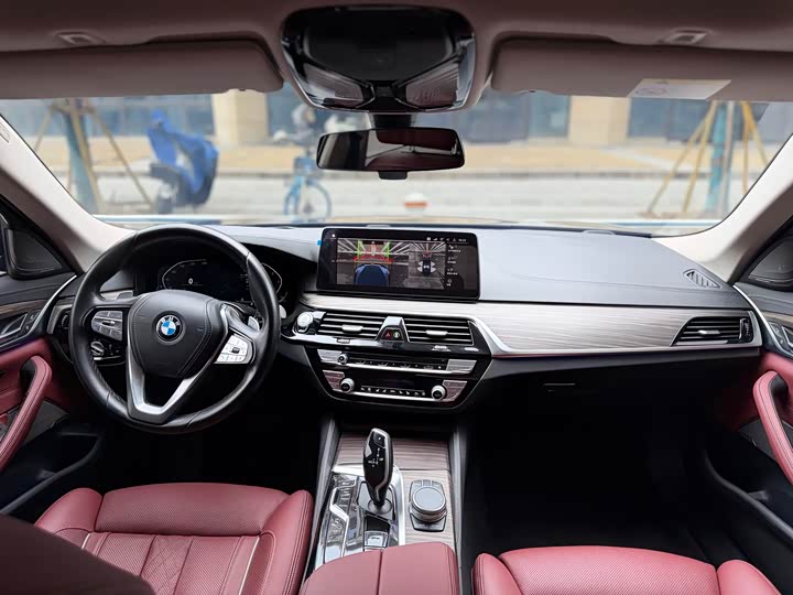 Фото 8 - BMW 5 Series