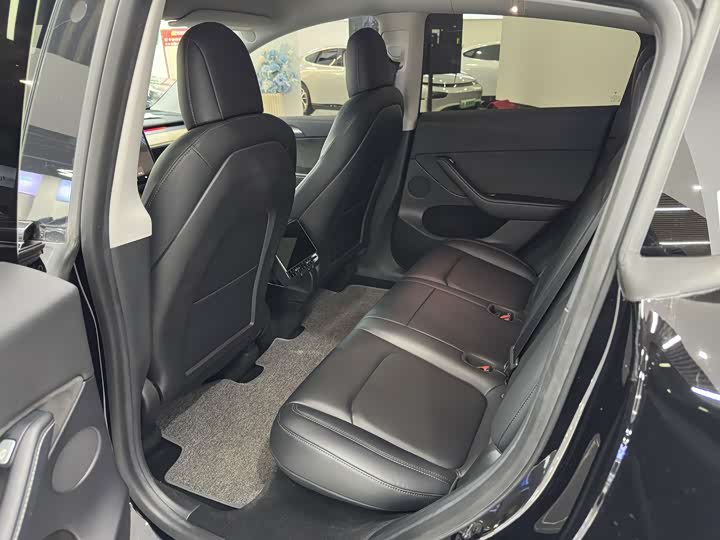 Фото 7 - Tesla Model Y