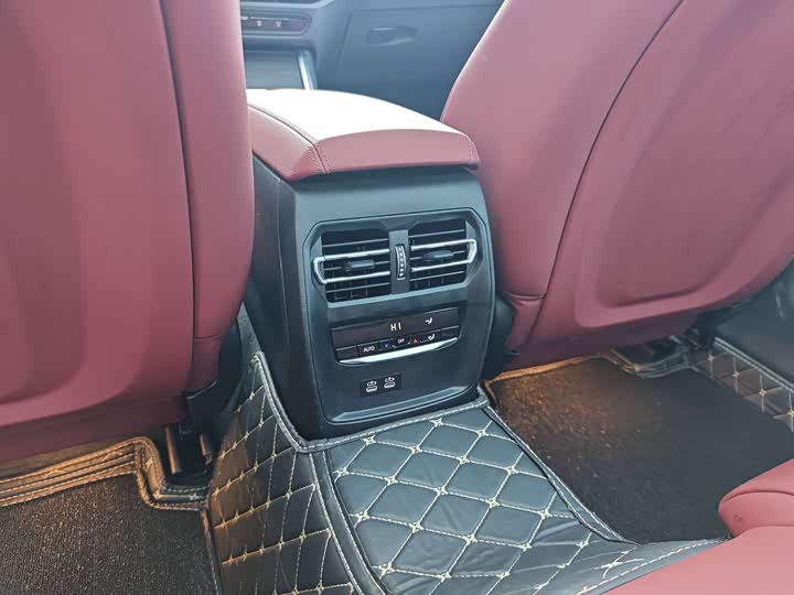 Фото 9 - BMW 3 Series