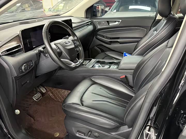 Фото 5 - Ford Edge