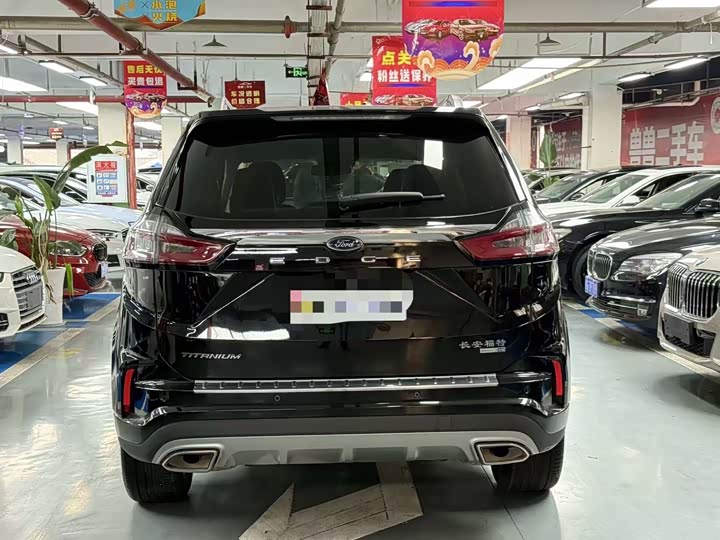 Фото 9 - Ford Edge