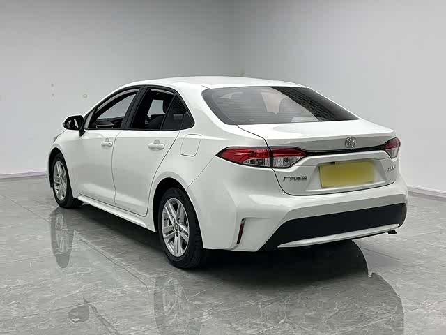 Фото 4 - Toyota Levin