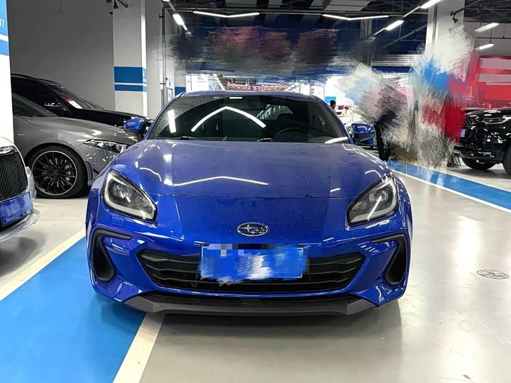 Фото 2 - Subaru BRZ