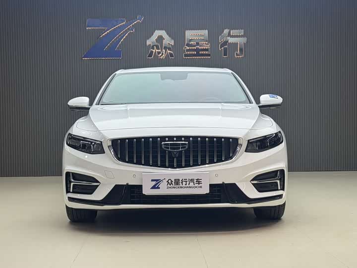 Фото 2 - Geely Preface