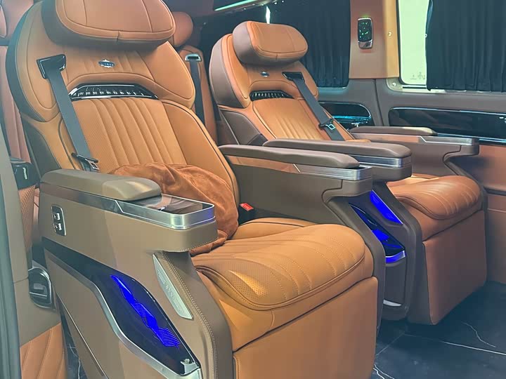 Фото 4 - Mercedes-Benz Vito